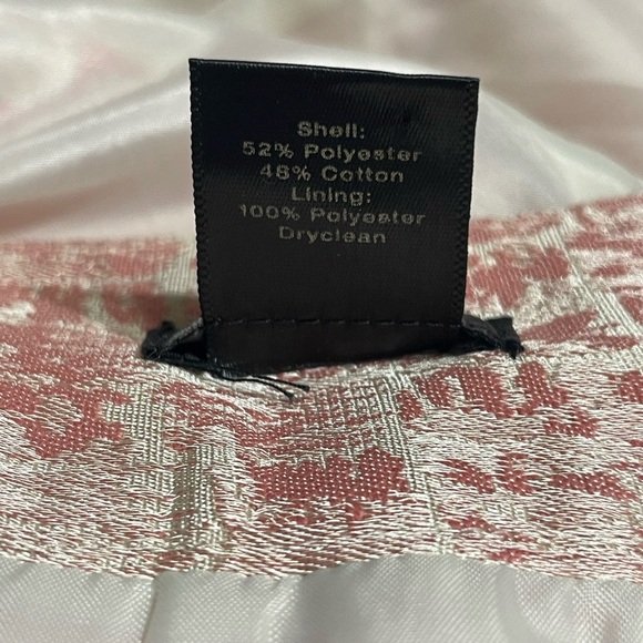 Ann Taylor Women's Geometric Square Print Skirt. Knee length, size 6 - Picture 9 of 9